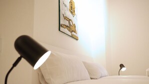 2 quartos, ferros/tábuas de passar roupa, Wi-Fi, roupa de cama