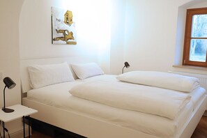 2 chambres, fer et planche à repasser, Wi-Fi, literie fournie