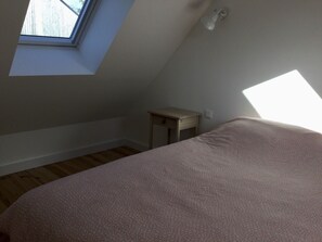 2 Schlafzimmer, Schreibtisch, kostenloses WLAN, Bettwäsche