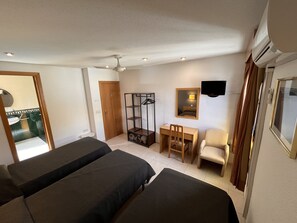 2 bedrooms, individually decorated, desk, laptop workspace
