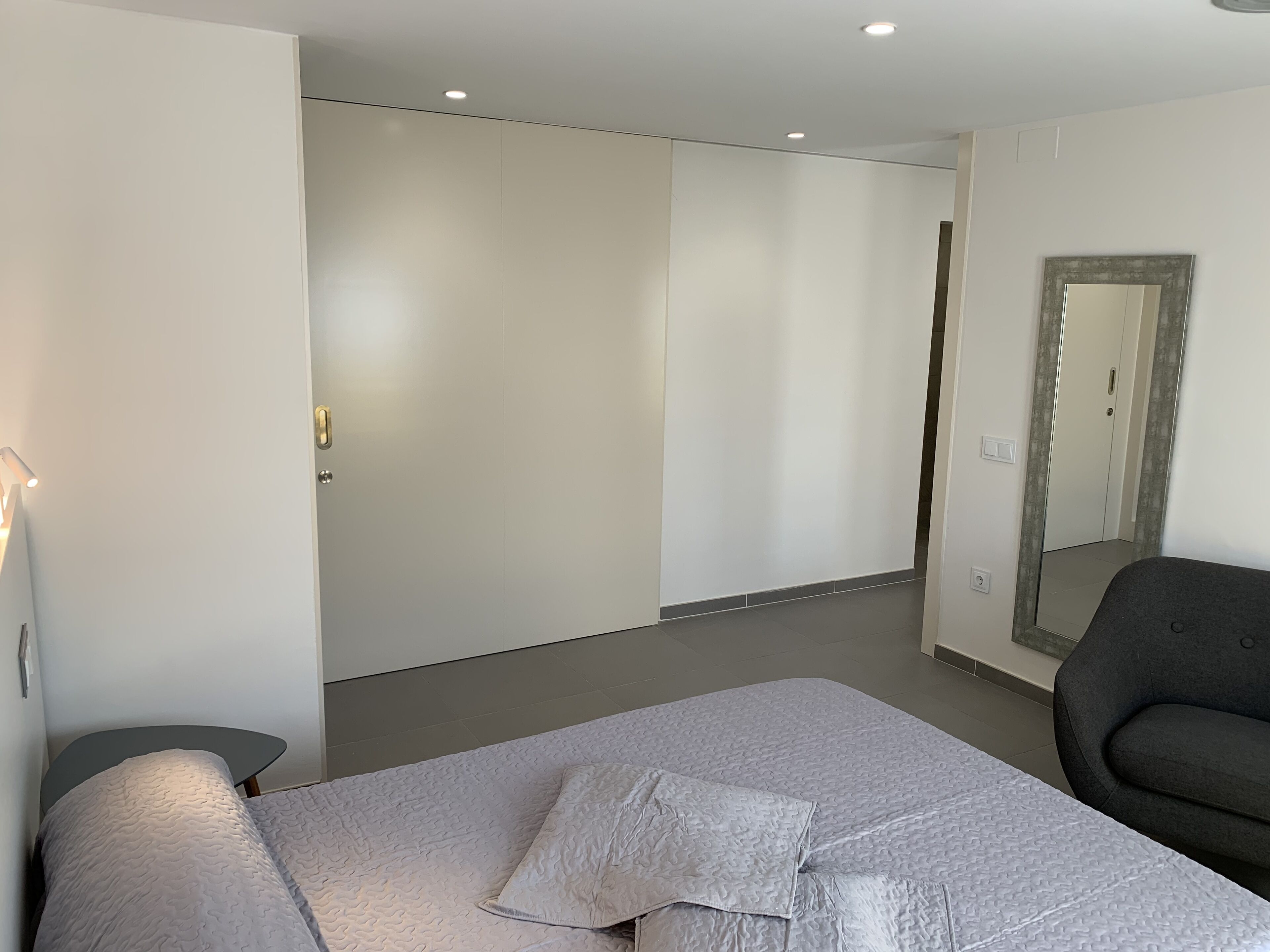 Suite Deluxe, 1 cama doble | Decoración individual, escritorio, espacio para trabajar con un portátil