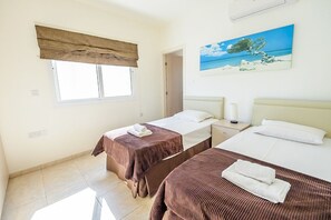 3 Schlafzimmer, Zimmersafe, Bügeleisen/Bügelbrett, kostenloses WLAN
