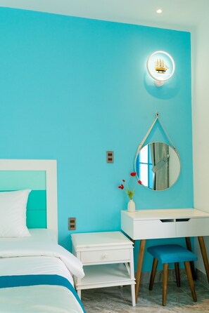 Superior Double Room | Premium bedding, desk, blackout curtains, soundproofing - La Casa Hotel (Ho Chi Minh City)