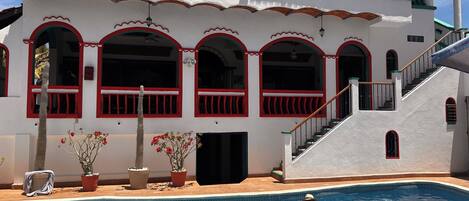 Alberca al aire libre