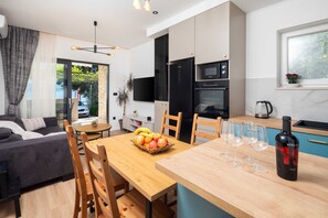 Apartment (One bedroom Apartment) | Private kitchen - Apartments Tomas (Omis)