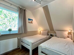 2 Schlafzimmer, Reisekinderbett, kostenloses WLAN