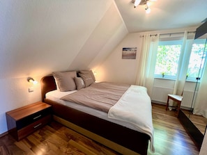 2 chambres, lit de bébé portatif, accès au Wi-Fi (inclus)