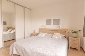 2 bedrooms, free WiFi, wheelchair access
