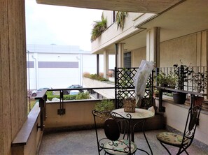 Huoneisto | Terassi/patio