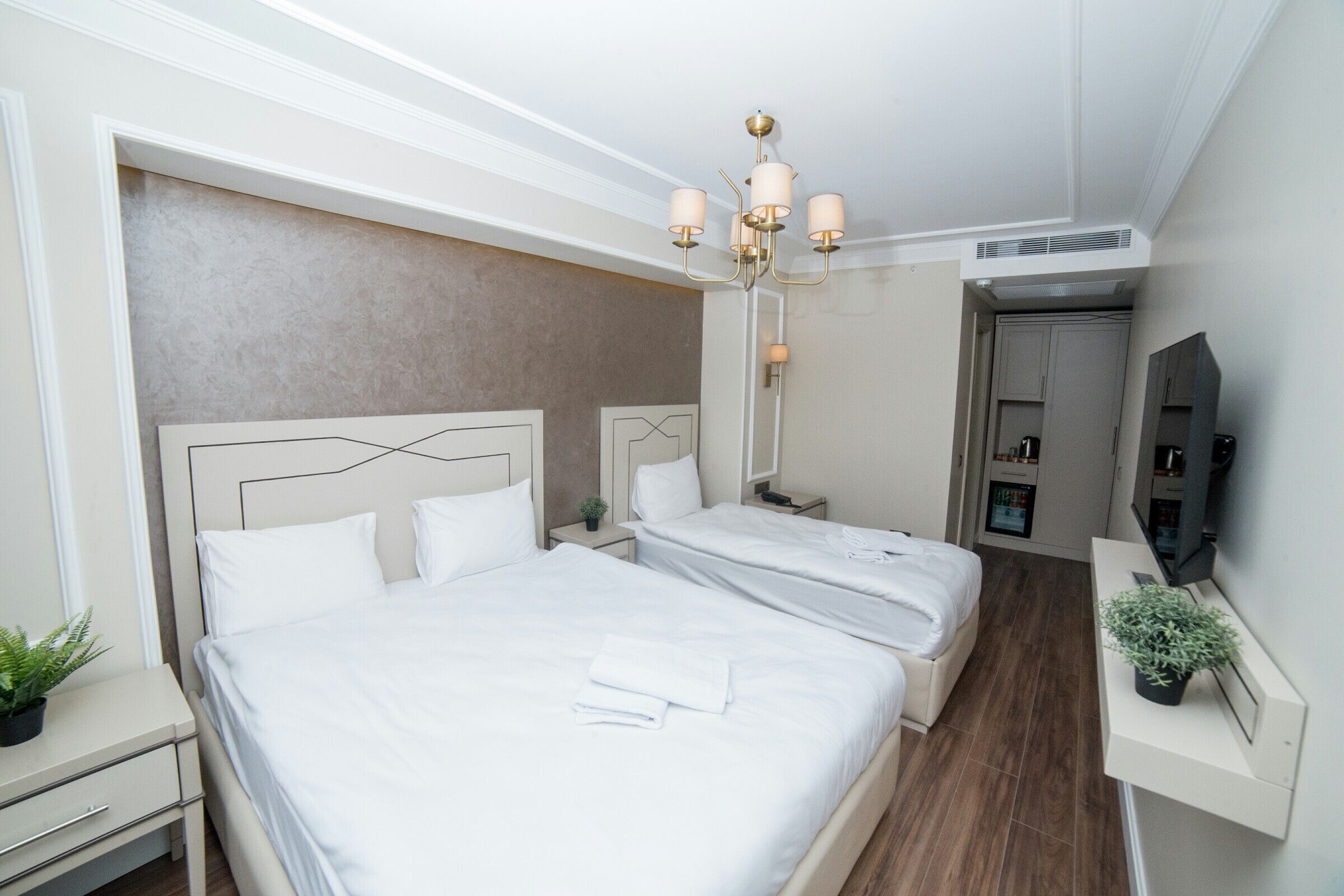 deluxe triple room | egyptian cotton sheets, premium bedding, pillow-top beds, soundproofing