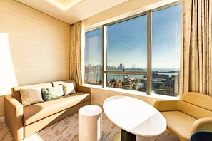 Basic Room, 1 Bedroom, Non Smoking, City View | Living area | Fireplace