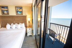 3 bedrooms, iron/ironing board, WiFi, bed sheets - New King 3BR Suite,Amazing Views Direct Oceanfront (Myrtle Beach)