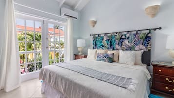 3 quartos, cofres nos quartos, ferros/tábuas de passar roupa