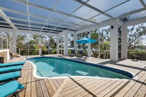Beheizter Pool