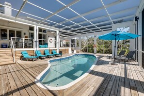 Et oppvarmet basseng