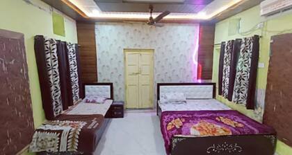 Goroomgo Laxmi Bhawan Dharamshala Mathura