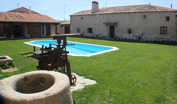 House, Accessible, Ensuite | Garden