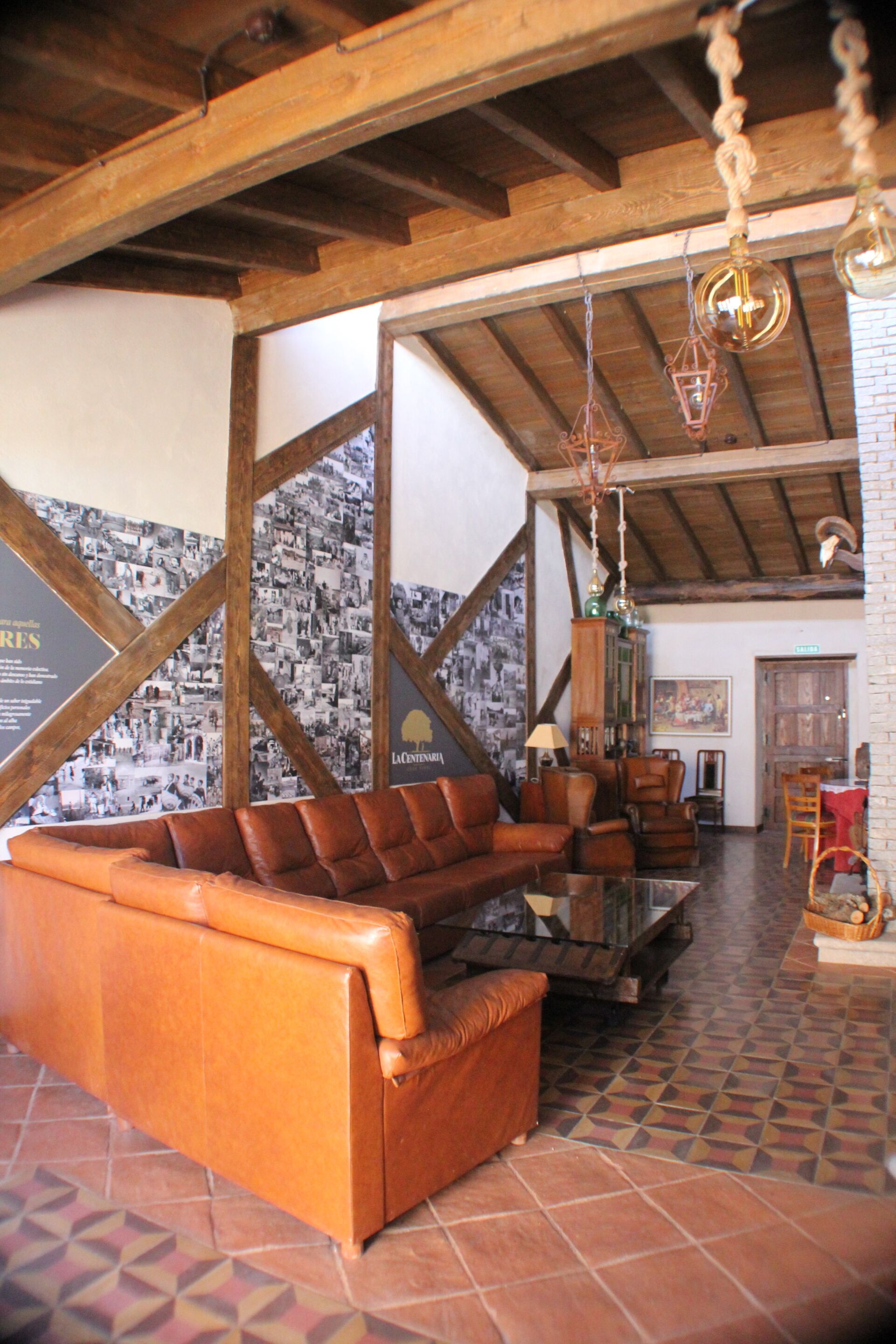 Talo, esteetön, kylpyhuone makuuhuoneen yhteydessä | Lounge