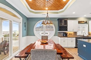 Dining - Beach Easy by Brunswick Vacation Rentals w/ Pool (Ocean Isle Beach)