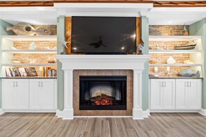 Interior - Beach Easy by Brunswick Vacation Rentals w/ Pool (Ocean Isle Beach)