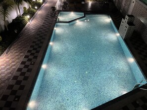 Piscine extérieure