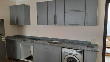 Elite Studio Suite | Private kitchen