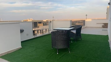 Elite Studio Suite | Terrace/patio