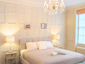 6 bedrooms, iron/ironing board, travel cot, free WiFi