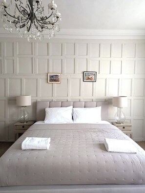 4 bedrooms, iron/ironing board, travel cot, free WiFi