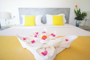 3 bedrooms, in-room safe, desk, iron/ironing board