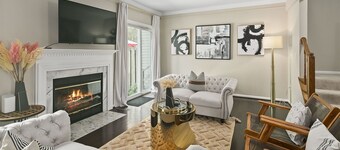 Finchwood: Private Yard & Near DC