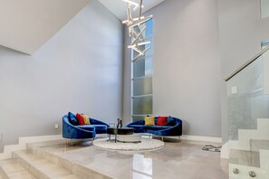 Interior - FIFA Perfect | Deco Delight: Central Hub (Miami)