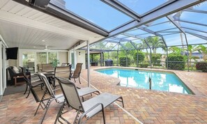 Unclassified image, 2 of 30, button