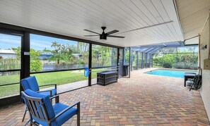 Unclassified image, 5 of 30, button