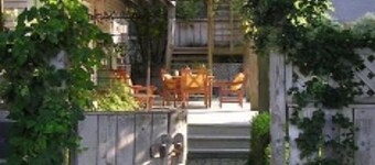 The Guesthouse West Side - Walking distance to the best Perrysburg has to offer!