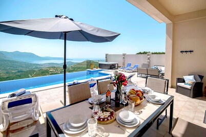 Luxury Villa Stone with private heated pool - near Dubrovnik