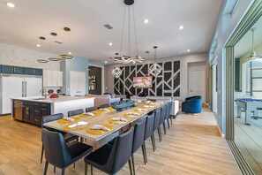 Dining - Villa By Villatel | Golf Simulator, Bowling, Pirate Theme BR, Arcade, Near Parks (Davenport)