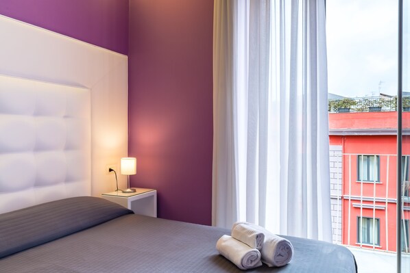 1 bedroom, desk, free WiFi, bed sheets