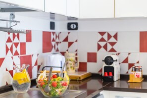 Fridge, oven, stovetop, dishwasher - N'Attic a Vomero Penthouse Terrace (Napoli)