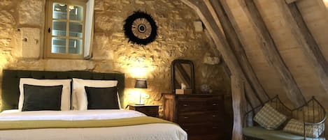 Literie de qualité supérieure, décoration personnalisée