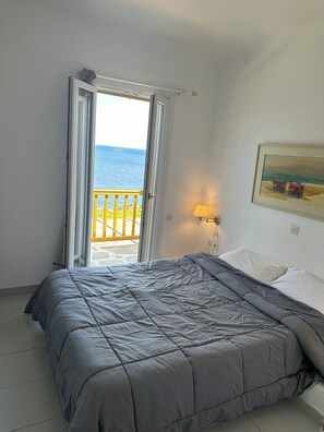 2 slaapkamers, een strijkplank/strijkijzer, gratis wifi, beddengoed