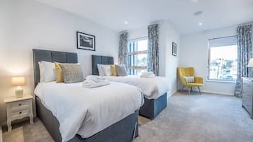 2 chambres, fer et planche Ă repasser, Wi-Fi, draps fournis