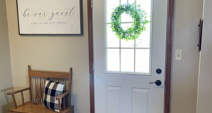 Close to CU & Bike Trail