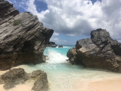 [A]MOUR AMOUR AMOUR The Heart of Hospitality