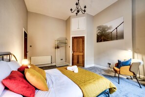 3 Schlafzimmer, Bügeleisen/Bügelbrett, Reisekinderbett, WLAN