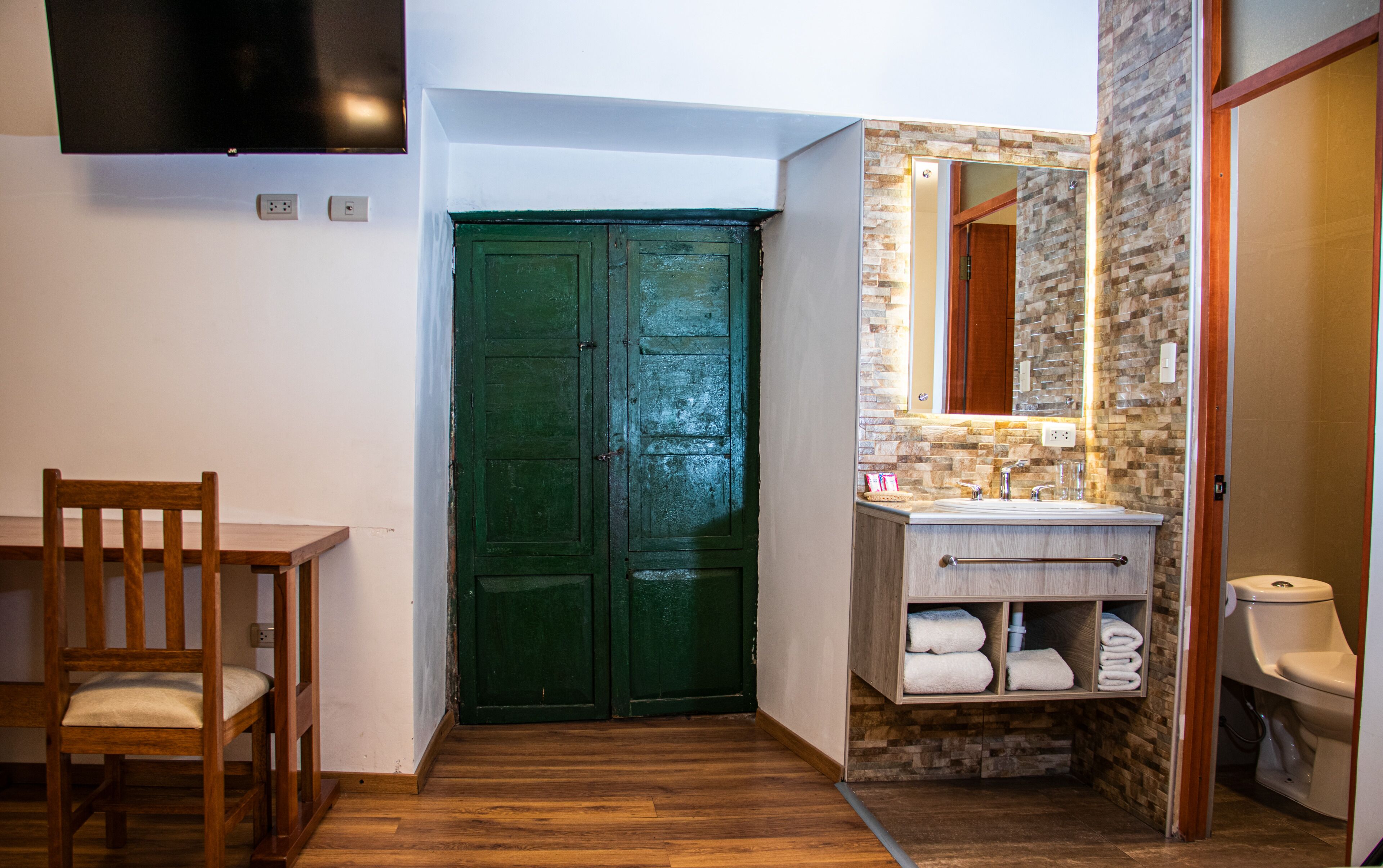 business quadruple room | bathroom | shower, designer toiletries, hair dryer, towels