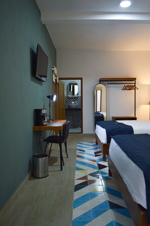 Deluxe Double Room | Egyptian cotton sheets, premium bedding, down comforters - Hotel Churumuco (San José Iturbide)