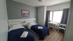 Classic Double or Twin Room, 2 Single Beds, Non Smoking, Pets not allowed