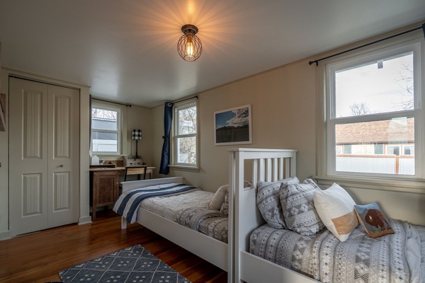 2 habitaciones, escritorio, cuna de viaje y wifi gratis