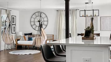 3 chambres, bureau, fer et planche à repasser, Wi-Fi gratuit